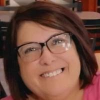 Nanette Phillips's Instagram, Twitter & Facebook