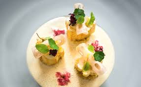 Ein Teller Von Tohru Nakamura Seezunge Hanami Effilee Rezept Seezunge Lebensmittel Essen Rezepte