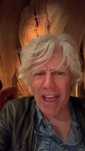 Who’s havin me new wig… 🔥