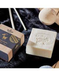 It moisturizes the skin and is easily absorbed without making the skin feel sticky or. Olivos Natural Olive Soap Camel Milk Zeyteen Milk Box Camel Milk 150 G Buy From Azum Price Reviews Description Review