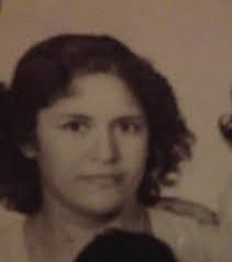 Raquel Barker's Instagram, Twitter & Facebook