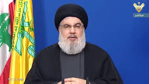 قال الأمين العام لجماعة حزب الله اللبنانية حسن نصر الله في خطابه الأول بعد استقالة رئيس الوزراء سعد الحريري إن حزب الله لم يتصرف بأي ورقة قوة من أوراقه. Ø­Ø³Ù† Ù†ØµØ± Ø§Ù„Ù„Ù‡ ÙŠÙ‡Ø¯Ø¯ Ø¥Ø³Ø±Ø§Ø¦ÙŠÙ„ Ø¨Ø¹Ø¯ ØªØ¯Ø±ÙŠØ¨Ø§Øª Ù„Ù„Ø¬ÙŠØ´ Ø¥Ø°Ø§ ÙØ±Ø¶ØªÙ… Ø­Ø±Ø¨ Ø¹Ù„ÙŠÙ†Ø§ Ø³Ù†Ø®ÙˆØ¶Ù‡Ø§ ØªØ§ÙŠÙ…Ø² Ø£ÙˆÙ Ø¥Ø³Ø±Ø§Ø¦ÙŠÙ„