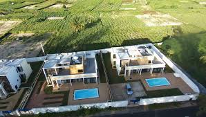 Vue Aerienne De Drone Maison De Location A Belle Mare Ile Maurice Maison Belle Mare Ile Maurice