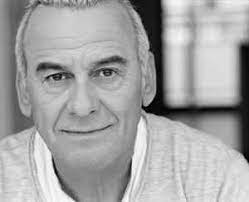 Les gens irremplaçables — michel fugain. Michel Fugain Discography Discogs