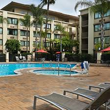 Anaheim area hotel located in buena park, ca minutes from disneyland, california adventure, downtown disney shopping, knotts berry farm, soak city, medieval times and pirate's dinner adventure, holiday inn buena park offers free parking and free shuttle to local attractions. Holiday Inn Buena Park Hotel Spotlight