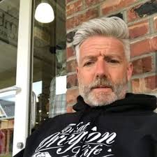 Harry Dave (@HarryDa20062235)