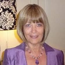 Valerie Castle's Instagram, Twitter & Facebook