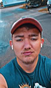 Prefer to find woman as friends or more if we kick it yknow? Add only if  your 18+ NO MINORS im from duluth mn