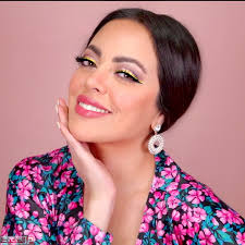 المؤمن عليه أو المشترك هو كل شخص مواطن تسري عليه أحكام قانون المعاشات والتأمينات الاجتماعية من خلال عمله لدى أي صاالخاص. Ù…Ù† Ù‡ÙŠ ØµÙ…ÙˆØ¯ Ø§Ù„Ù…Ø¤Ù…Ù† ÙˆÙŠÙƒÙŠØ¨ÙŠØ¯ÙŠØ§ Ù…ÙˆÙ‚Ø¹ Ø§Ù„Ù…Ø­ÙŠØ·