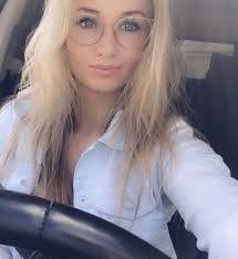 Cynthia Toma's Instagram, Twitter & Facebook