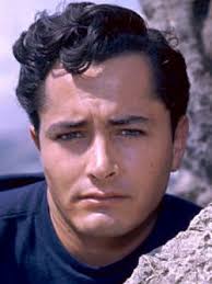 John Derek est mort à 71 ans, il y a 26 ans