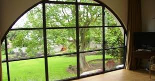 Bezier Fabricant De Fenetres Et De Menuiseries Aciers Avec Les Profiles Fineline Renovation Vieille Maison Fenetre Maison