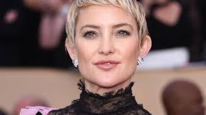 She rose to prominence for her performance in the film almost famous (2000). Kate Hudson Zeigt Ihren After Baby Body