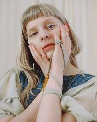 Aurora, la voce del grande Nord La star di Tik Tok a Ravenna Festival
