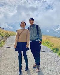 Dig into the topic and. Hyun Bin Son Ye Jin Are Dating A Timeline Of Their Love Story