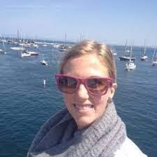 Elizabeth Rogness's Instagram, Twitter & Facebook