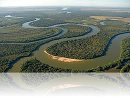 O rio paraguai é afluente do rio paraná, e ocupa a nona posição na seleção dos 10 maiores rios do. Mundoteka Brasil El Rio Amazonas