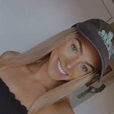 Emily Chafin's Instagram, Twitter & Facebook