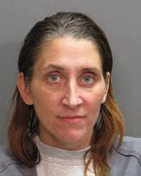 Tara Thrift's Instagram, Twitter & Facebook