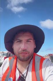 Padre que camina desde Arica a Santiago ya avanzó 500 kilómetros: Necesita  reunir $3.500 millones para su hijo