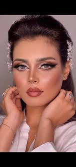 مساء الخير متابعيني ❤️❤️ جلسة تصوير كانت مع الجميلة @rawanrawan.r من تحت  انامل مدام عائشة ❤️❤️ حجوزات عرائس شهر 10,11,12 لا تزال متاحة 🌸🌸 لأي  استفسار الرجاء الاتصال على رقم 0925857091