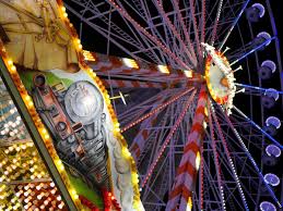 11.000 qm wird mit rund 45 schaustellerbetrieben ein mobiler freizeitpark auf zeit entstehen. Auch 2021 Keine Kirmes Stunikenmarkt In Hamm Entscheidung Gefallen Hamm