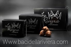 Baci della Riviera di Alassio (Baci della Riviera alla Lavanda, 300 Grammi)  : Amazon.it: Alimentari e cura della casa