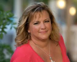 Kristen Brenner's Instagram, Twitter & Facebook