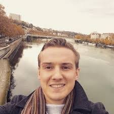 Chris Pilcher's Instagram, Twitter & Facebook