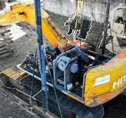 Removing the stick cylinder using viewer advice - excavator ...