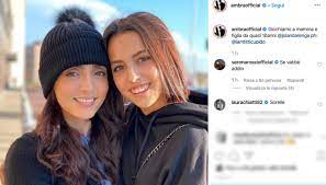 Giorgio valaguzza, ex di barbara berlusconi con cui è stato per nove anni e ha avuto i figli alessandro ed edoardo, e di nuovo papà della. Ambra Angiolini E La Figlia Jolanda Bellissime Su Instagram Il Selfie Da Sorelle Dilei