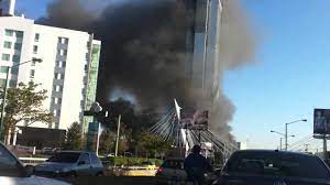 El hotel riu plaza guadalajara es un rascacielos ubicado en la ciudad de guadalajara, cuya construcción comenzó en marzo de 2009 y finalizó en junio de 2011. Incendio En Vivo Hotel Riu Guadalajara 16 Feb 2011 Mov Desde Lopez Mateos Youtube