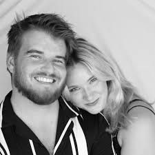 Rebekah McCalip and Alexander Pugh's Wedding Website