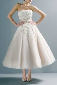 Justin Alexander Champagne Lace 8465 Retro Wedding Dress Size 20 Plus 1x 46 Off Retail Justin Alexander Wedding Dress 1950s Wedding Dress Tea Length Applique Wedding Dress