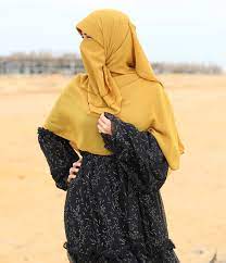 مين عاوزه طريقه لفه الخمار وانزلهالكم صور بالخطوات والا فيديو ولو فيديو انزله ع قناتي ع اليوتيوب افضل والا اقطعه وانزله هنا ع الانستجر clothes fashion hijabi