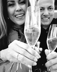 Melanie Carriedo (@itsmelaniecc) • Instagram photos and videos