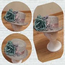 Chistera Gris Perla Con Flores Verde Empolvado Hojas De Terciopelo Gris Y Rosa Palo Pistilos De Porcelana Fria En Gris Plata Y La Gris Perla Perlas Empolvado