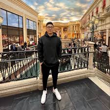 Chris Shin, Realtor® (@chrixxhin) • Threads, Say more