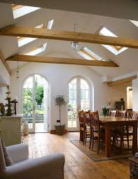 A vaulted ceiling is usually accompanied with windows or skylights, which flood your space with natural light, which is a great a shabby chic dining room features a vaulted ceiling with exposed wooden beams. 25 Vaulted Ceiling Ideas With Pros And Cons Digsdigs