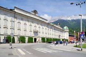 Последние твиты от innsbruck tourism (@innsbrucktvb). Hofburg Innsbruck Wikipedia