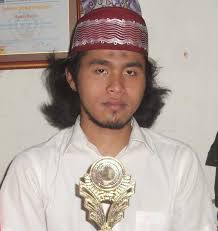 Dan maksud darinya bukanlah apa yg dilakukan oleh sebagian orang bodoh yg. Benarkah Bekas Hitam Pada Dahi Sebagai Tanda Rajin Ibadah Halaman All Kompasiana Com