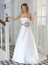 Wir beraten dich kompetent & persönlich bei traumkleid in düsseldorf. Brautkleid Stina S Von Lohrengel Auf Ja De