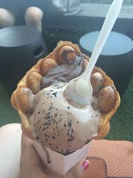 Ice cream treats ice cream desserts frozen desserts ice cream recipes frozen treats just desserts delicious desserts dessert cannoli in ice cream form equals the greatest dessert ever! Milkcraft They Have The Best Ice Cream Desserts Food Ice Cream