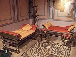 Once inside the roman boutique hotel, you will be stunned, as you are immersed in centuries of greek history and mythology. Triclinium Wikipedia