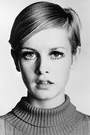 Twiggy : Charlotte Tilbury nous révèle comment copier son regard 60's en 5  minutes chrono