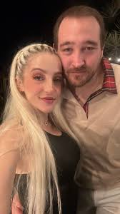 My new favorite type of braid. They're so fun and different from the every  day double dutch. Best part is, if you dont want the pink part you can  remove it, since