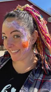 Just a little peek at what my orchard side hustle looks like this year!  Loving it! 🎨🖌️🍎🎃, 🎥 @masker_orchards , #facepainting  #facepaintersofinstagram #fallfacepainting