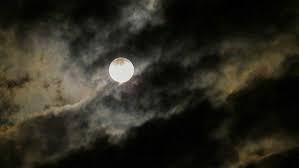 The strawberry moon is set to grace the night skies on june 24. Strawberry Moon 2021 Date Time How To Watch More Oneindia News