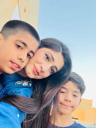 Which pic you like ?