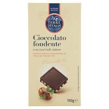 Le uova si montano con lo zucchero in 5 minuti e infine si amalgama al composto il cioccolato fuso con burro e farina con una. Terre D Italia Cioccolato Fondente Con Nocciole Intere 150 G Carrefour